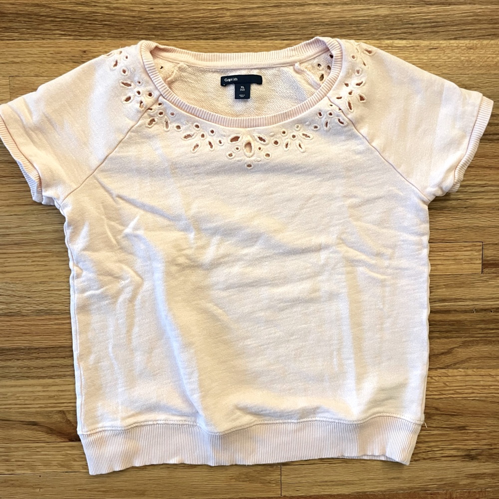 Gap Kids Light Pink Laser Cut Embroidered Short Sleeve Sweatshirt, Size XL (12)
